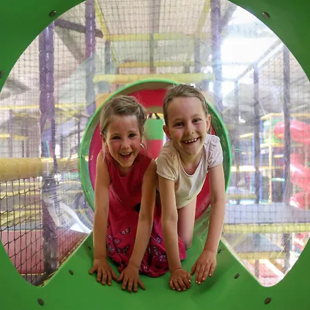 בית נופש Luxuszelt Im Serengeti Park *